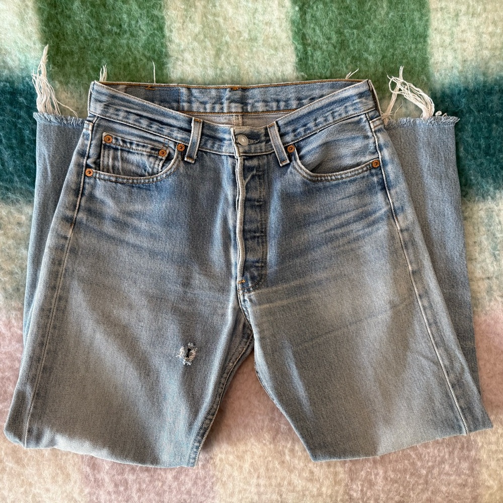 Vintage Levi’s 501 Jeans - Picture 2 of 12